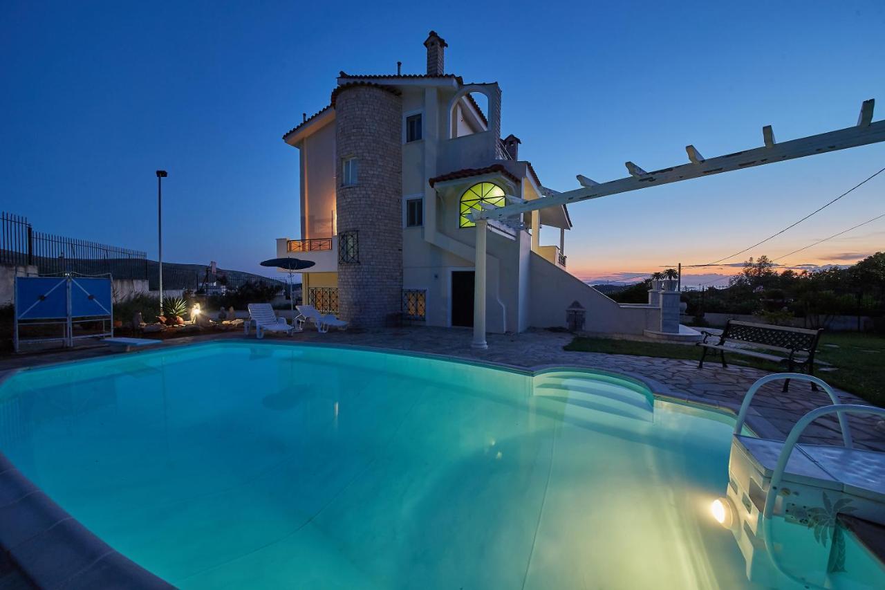 Villa Konstadina With Swimming Pool Kalivia Thorikou Экстерьер фото